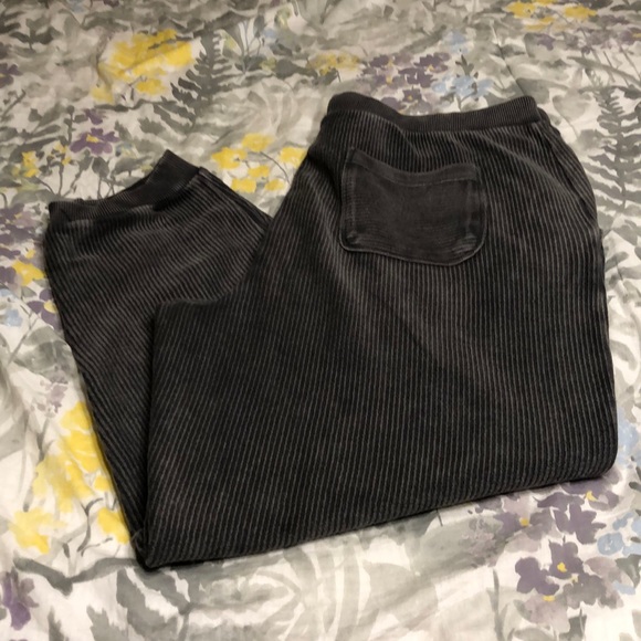 Aerie XXL Sweatpant in gray 100% cotton NWT 26” inseam elastic waist/cuffs - Picture 1 of 5